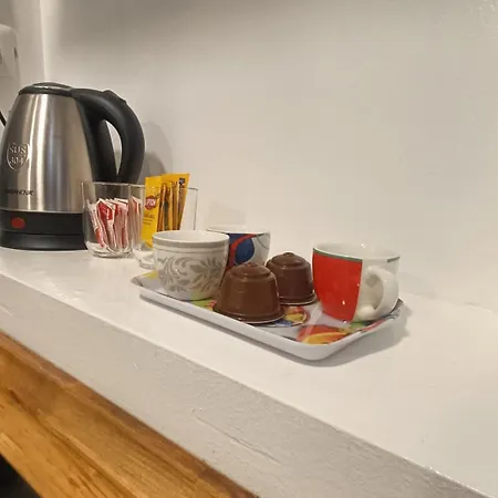 Elegant And Modern Two-room With Equipped Kitchen * מילאנו