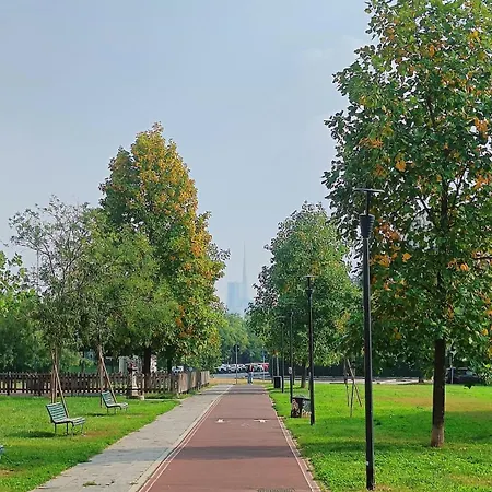 Elegant And Modern Two-room With Equipped Kitchen * מילאנו